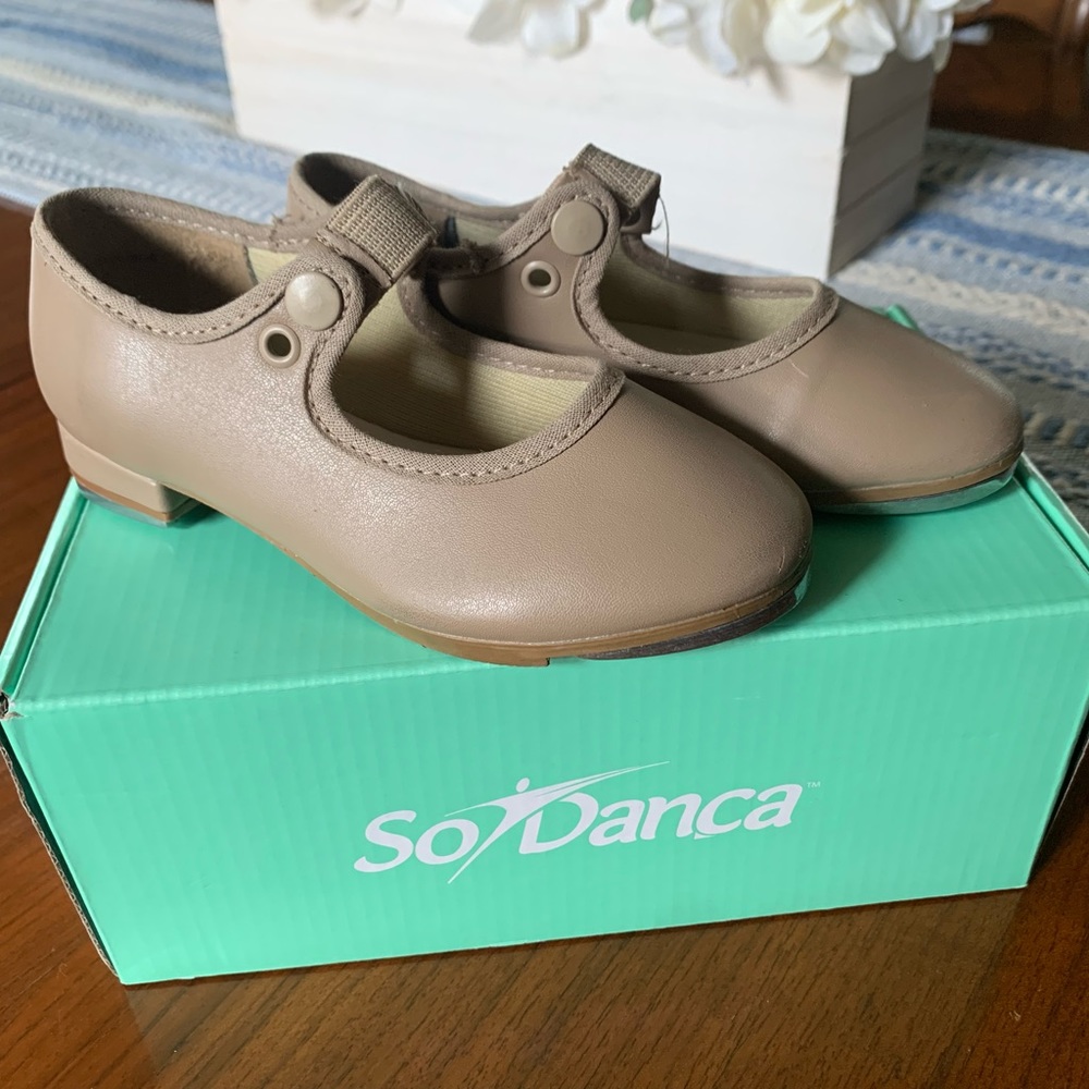 Tap shoes